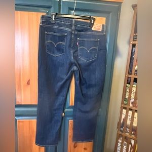 Levi’s 724 Jeans.  Like New Size 14